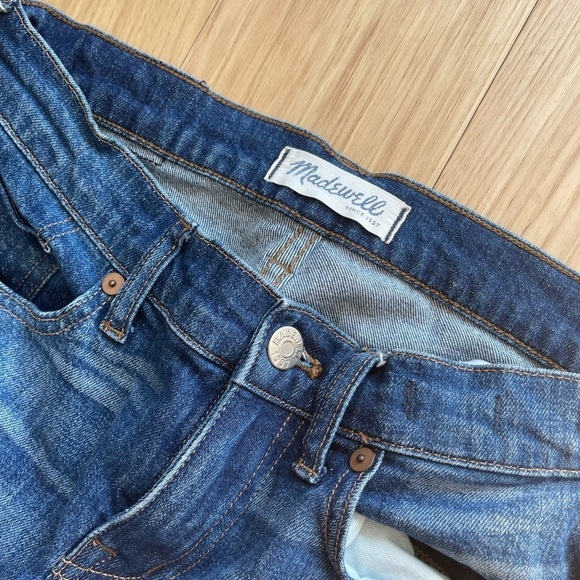 Madewell Slim Boyfriend Jeans Medium Wash - Picture 4 of 8